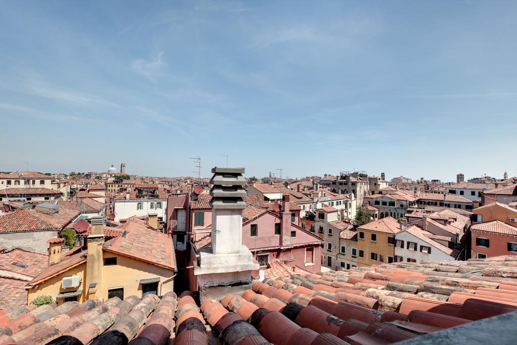 Ca' Badoer Attic Apartment Venice Exterior photo
